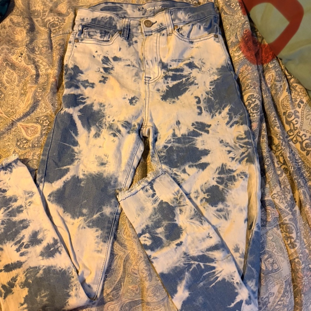 Source Unknown Blue and White High Rise Jeans